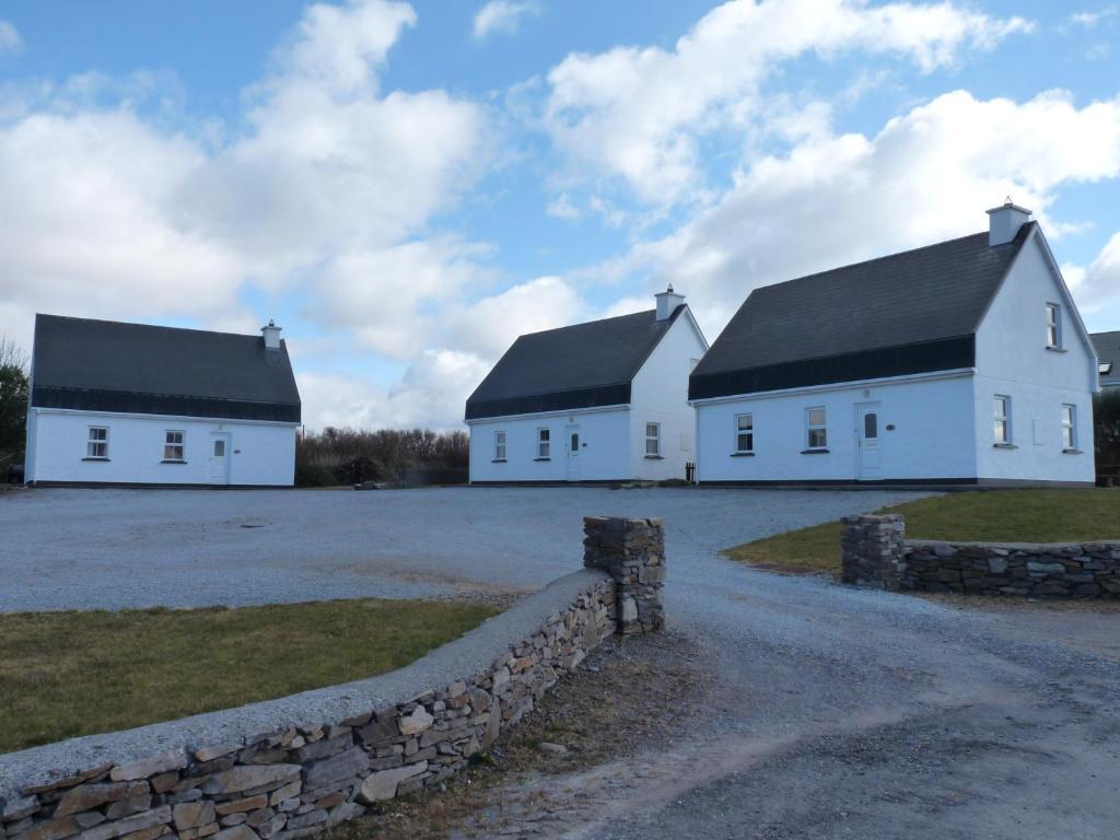 Skellig Cottages แบลลินสเกลลิกส์ ภายนอก รูปภาพ